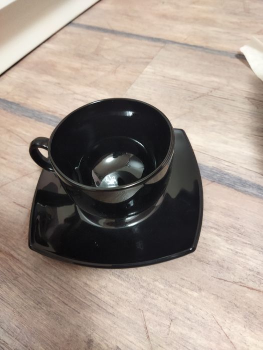 Сервиз за кафе черен  Нов.