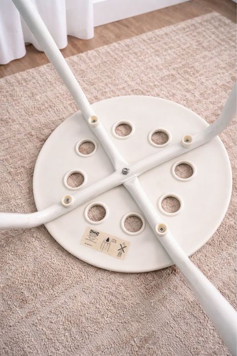 Срочно! 2 табурета IKEA — комплект