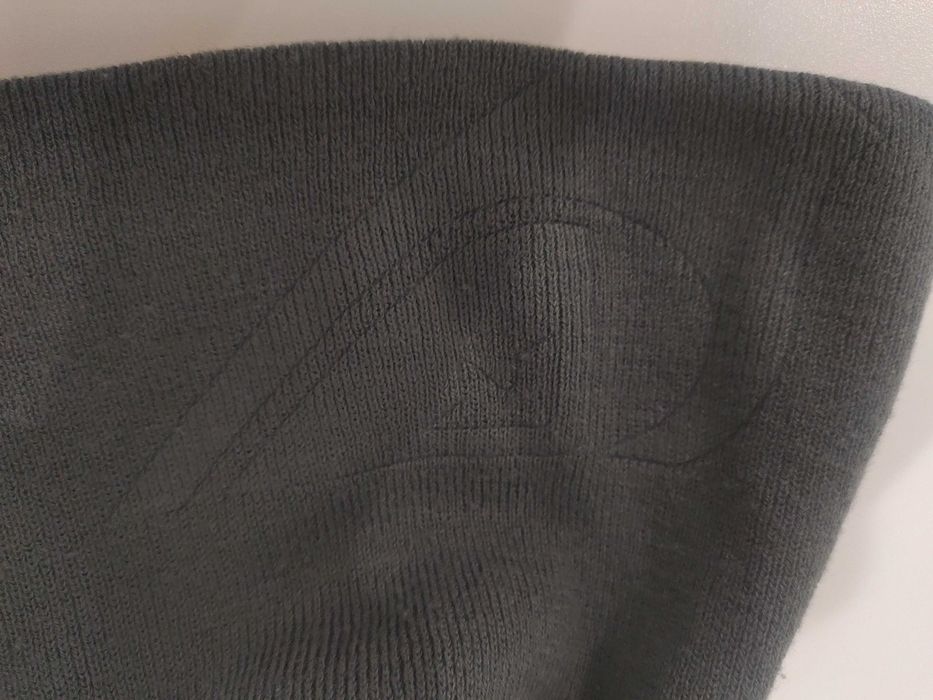 Шапка Quiksilver.