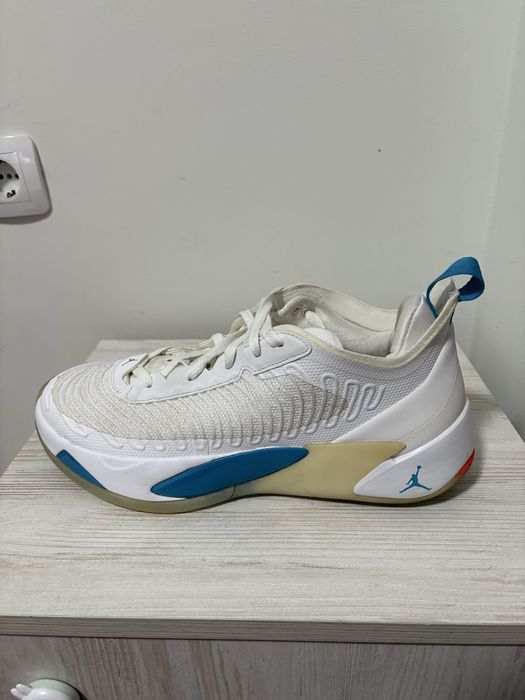 Маратонки Jordan Luka 1