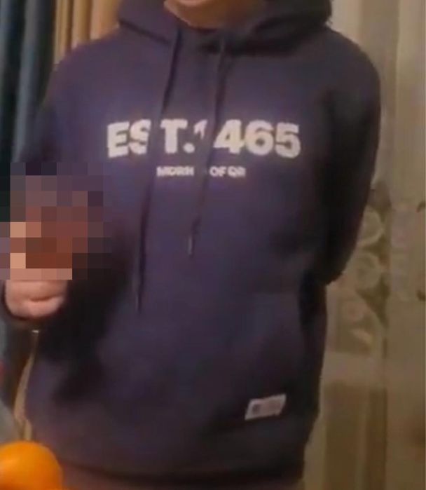 Толстовка с капюшоном