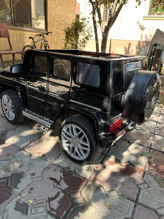 Детский электромобиль