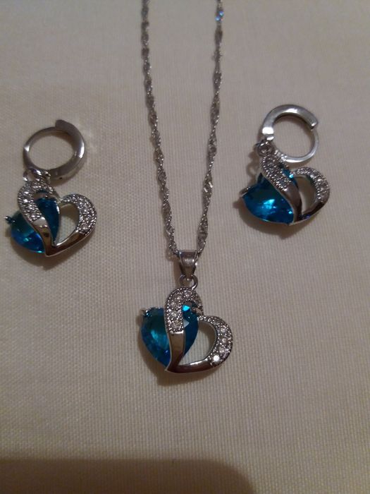 Комплект колие и обици, сърца с циркони  ,сребро 925
