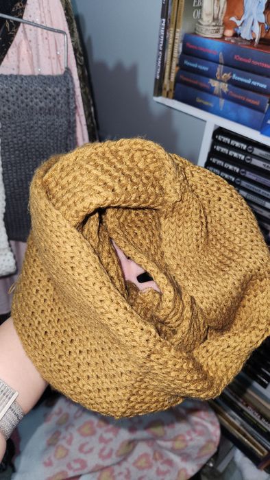 Женский шарф хомут