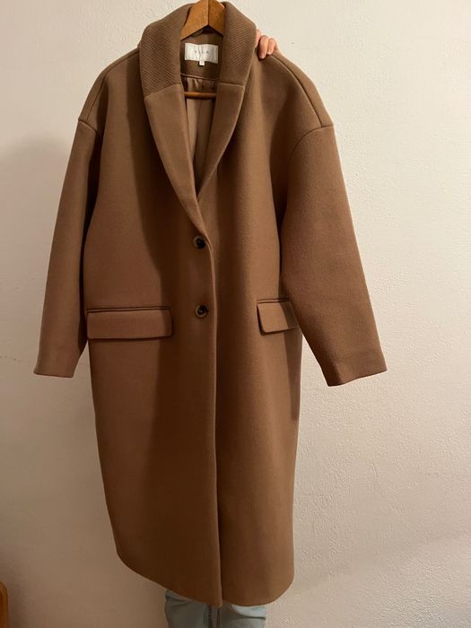 Вълнено палто на Vila