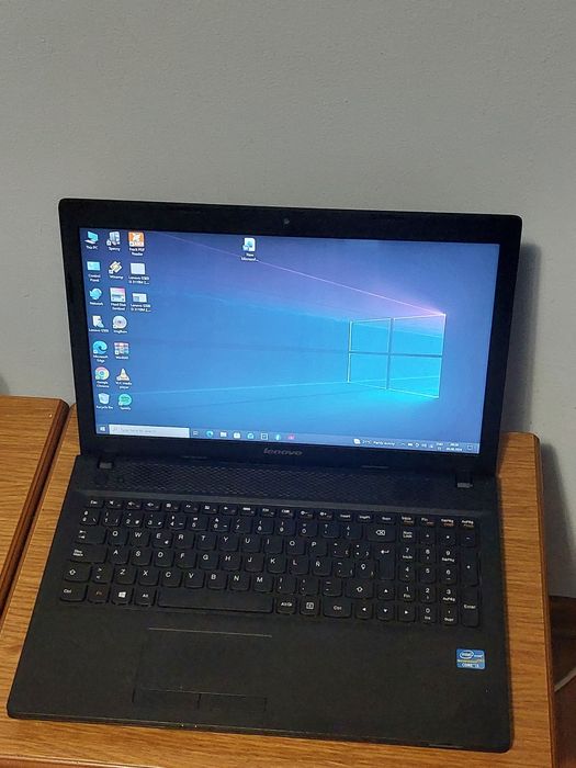 Laptop Lenovo G500 i3 3110M 2,4Ghz, 12GB, 500GB HDD, Intel HD 4000, Windows 10 Office 2021