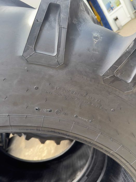 Cauciucuri 20.8-38 GRI 10PR GREEN noi pentru tractor spate