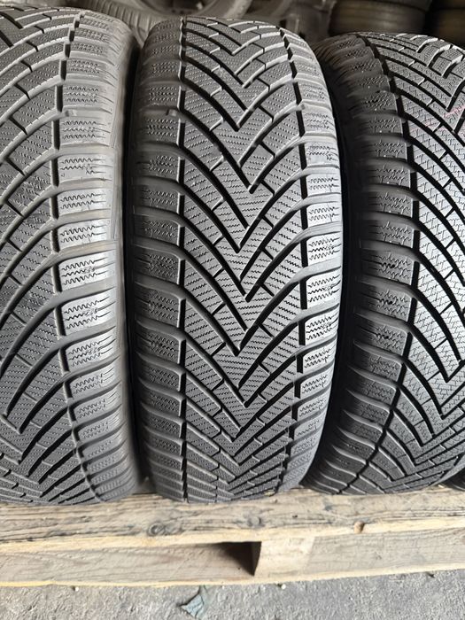 4 anvelope iarna 205/60/16 Vredestein 7-7.7 mm EXTRA LOAD!