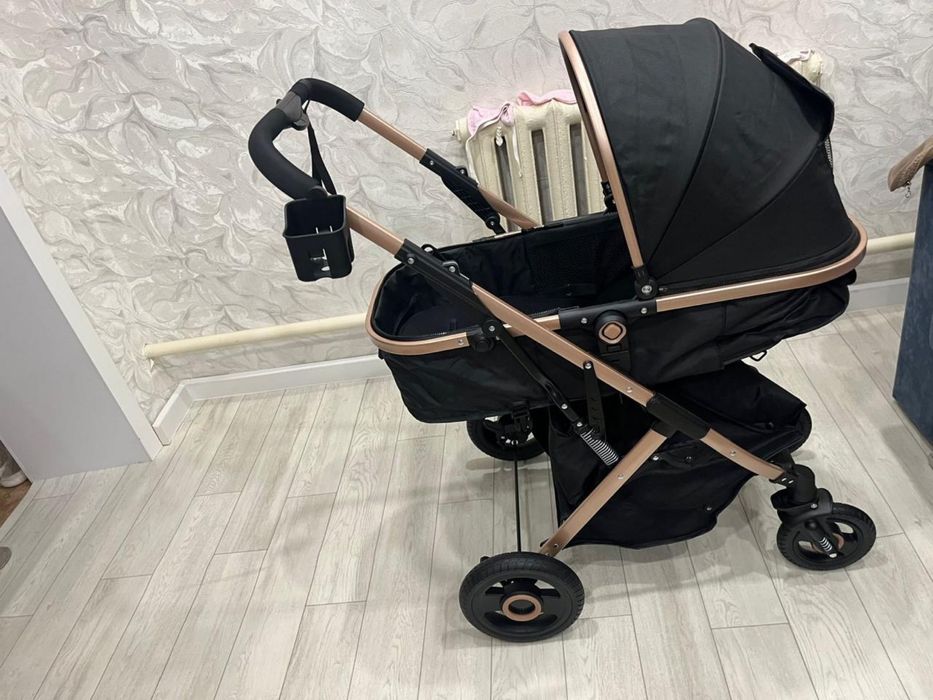 Продам коляску для детей