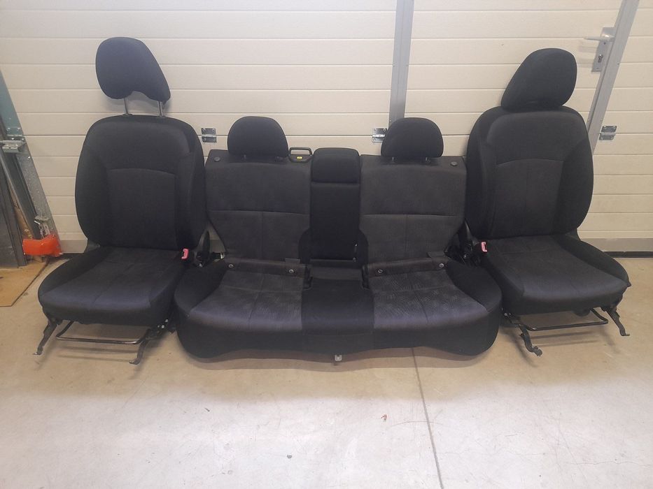 Салон Subaru Forester 2009