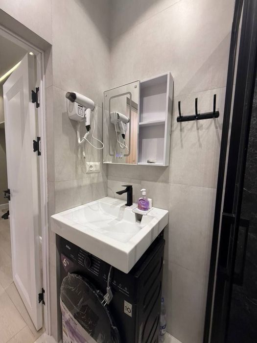 Сдается 2 ком Юнусабад 12 квартал. Новостройка