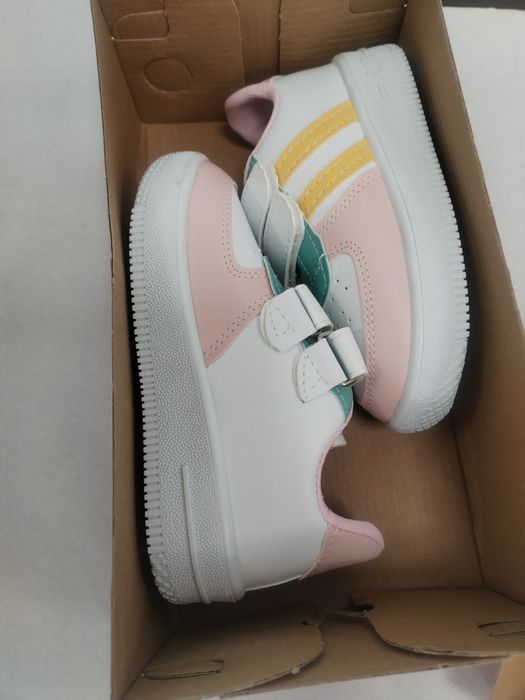 Нови детски маратонки