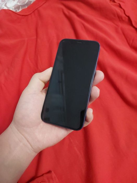 Продается Iphone 12