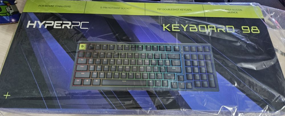 Продам игровую клавиатуру hyperpc