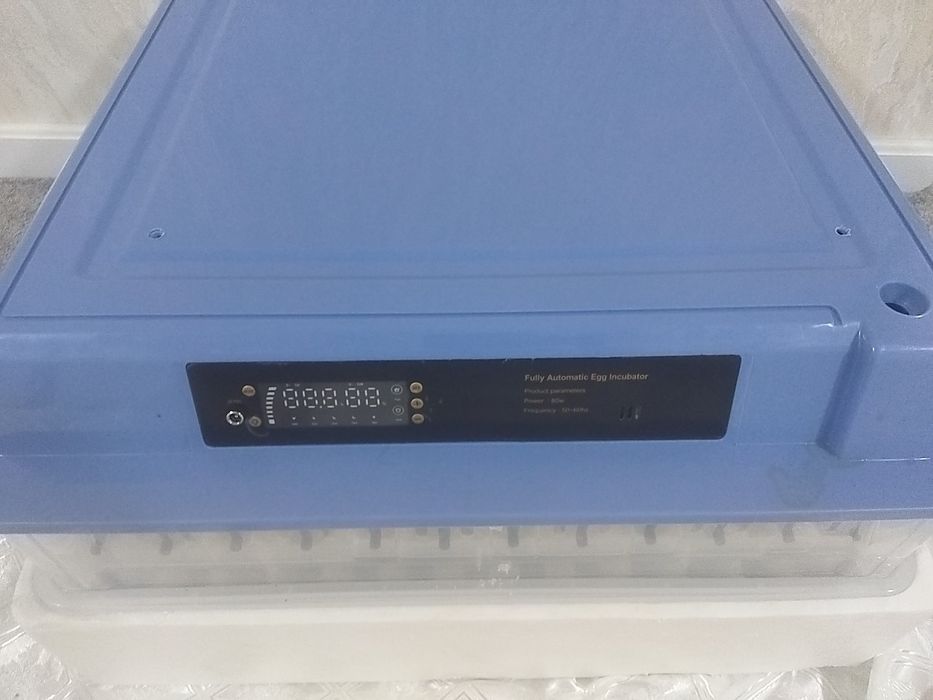 Inkubator 200 tuxum sig'adi