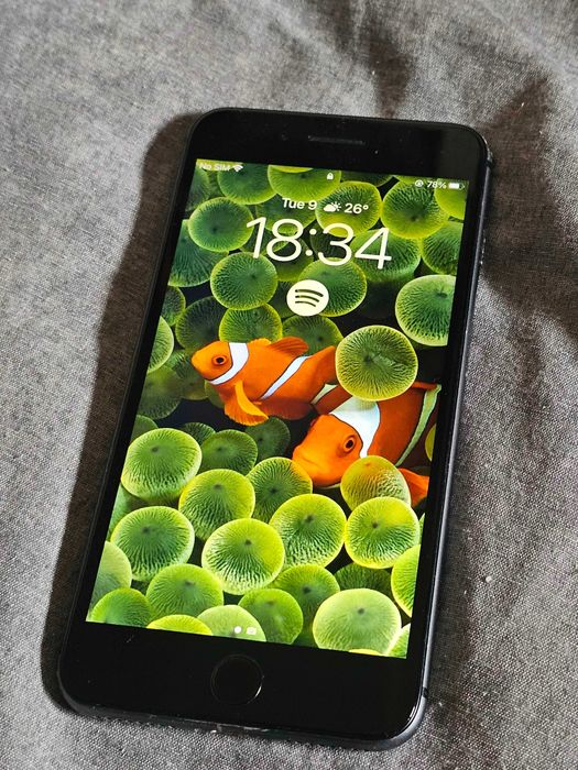 IPhone 8 Plus 64GB, НОВА БАТЕРИЯ! с. Севар • OLX.bg