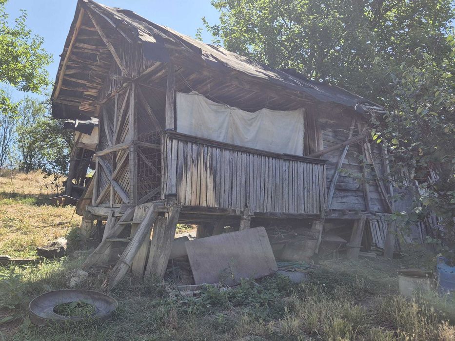 Vând casă la țară / Gorj