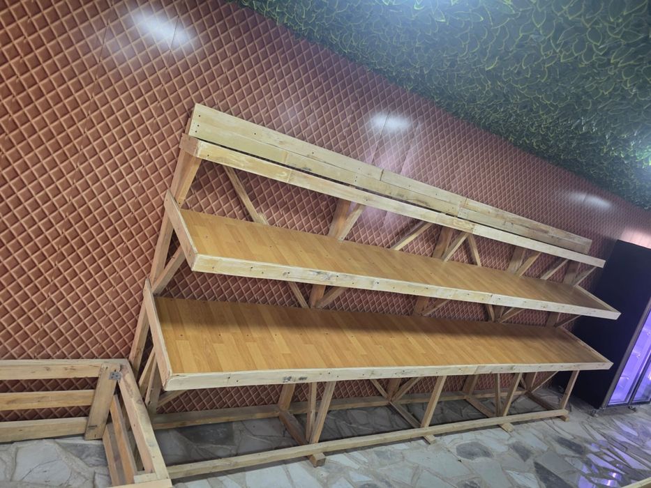 Продам полки деревянный для овощей.