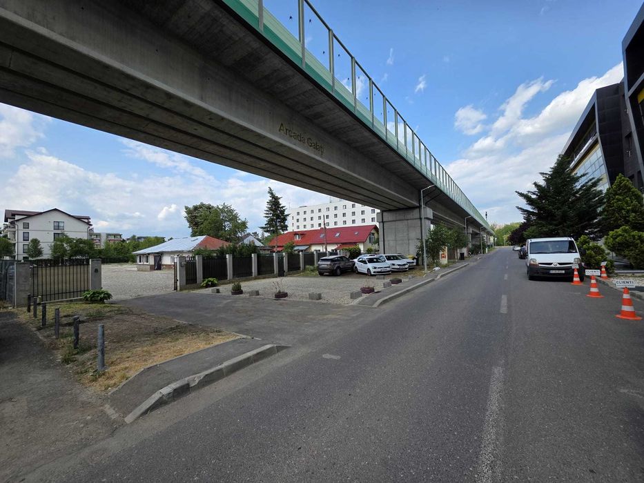 LOCURI PARCARE de la 50eur/luna - Aeroport OTOPENI - langa statie tren