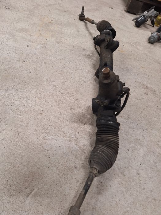 Хидравлична кормилна рейка Mercedes C-class W204 / Мерцедес Ц класа