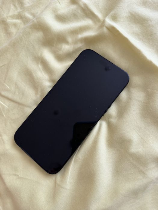 Продам айфон 16 про макс 256 гб