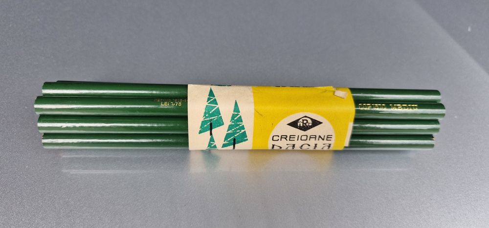 Set  CREIOANE DACIA  ani 1970 pentru  colectionari