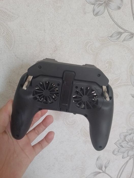 Игравой контроллер