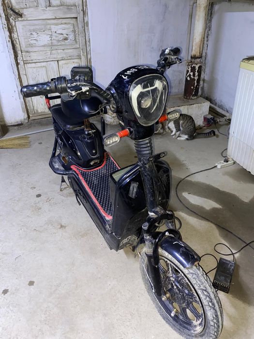 Электро скутер Ск8