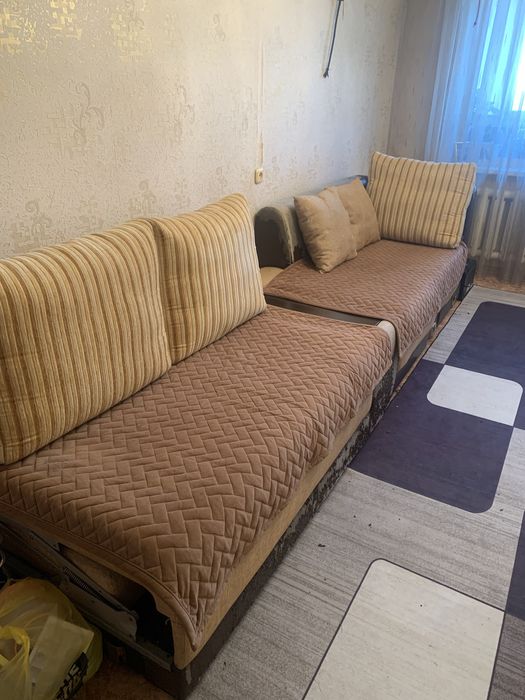 Отдам диван . Самовывоз