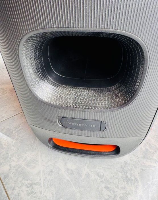 тонколона JBL PartyBox 100