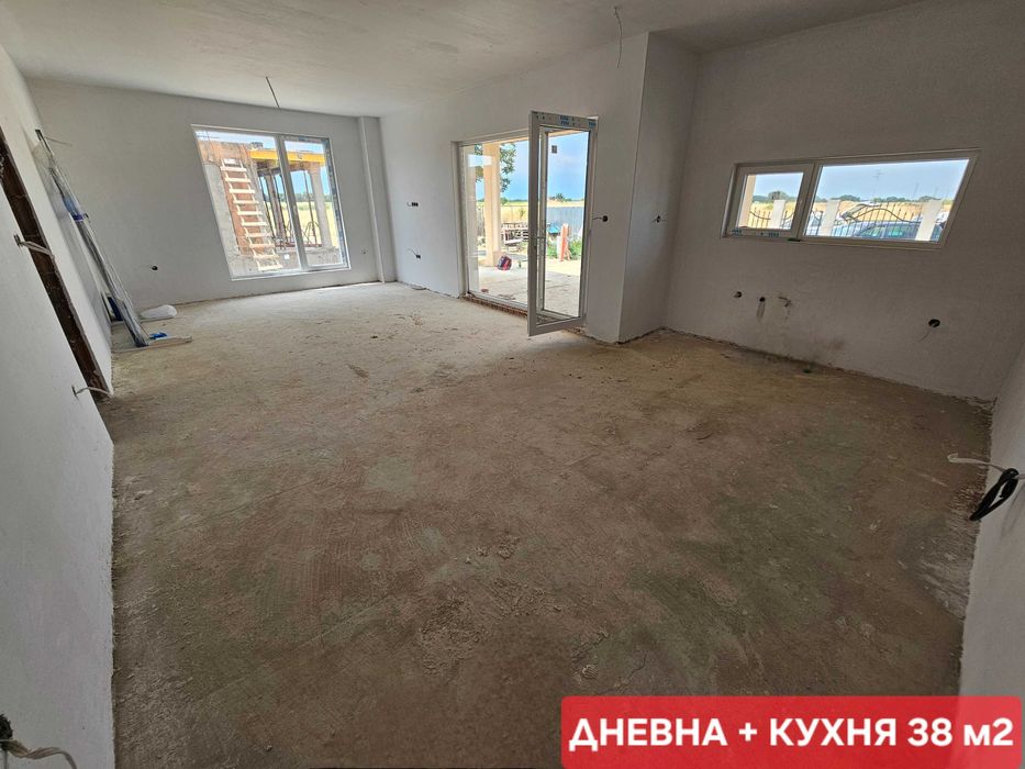 АКТ 16! ОТ СОБСТВЕНИК Самостоятелна двуетажна къща 234 м2 с двор 520 м2 в Рогош обл. Пловдив