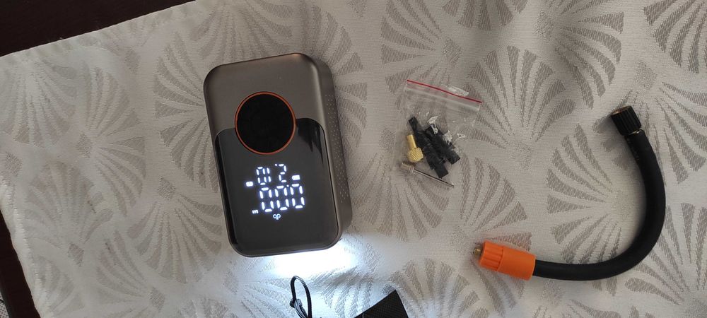 преносим компресор на батерии