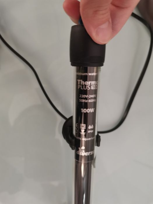 Acvariu + incalzitor