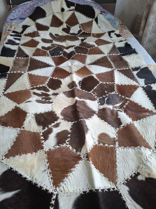 Ковёр овальный новый