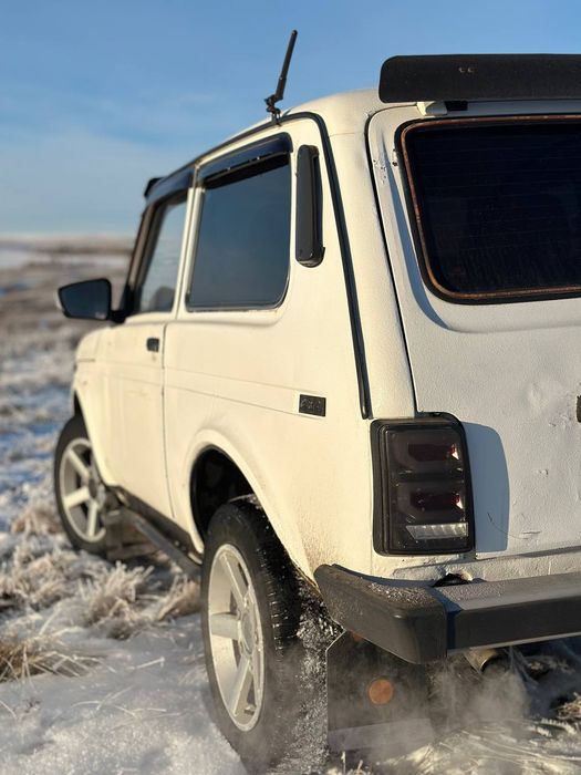 Нива автомобиль продаю