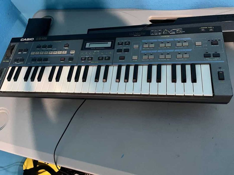 Casio cz101 orga clapa sintetizator casio cz101 produs de colectie
