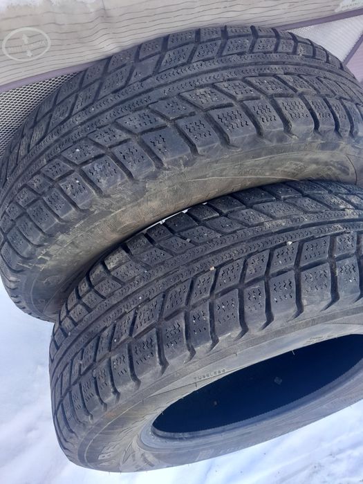 Продам 2покрышки