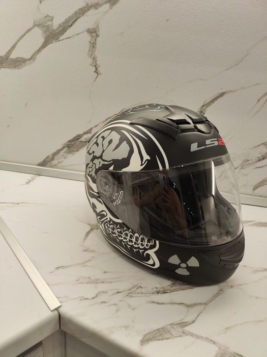 Каска LS 2 размер М