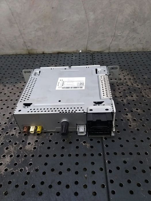 Unitate radio navigatie gps renault captur j5 h5 281151536r a2c94304510