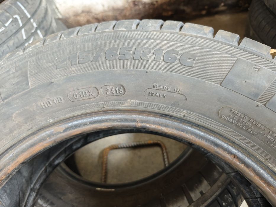 215/65/16C Michelin Agilis