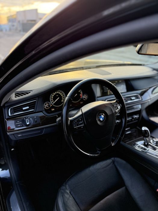 Bmw 730d 2011 URGENT