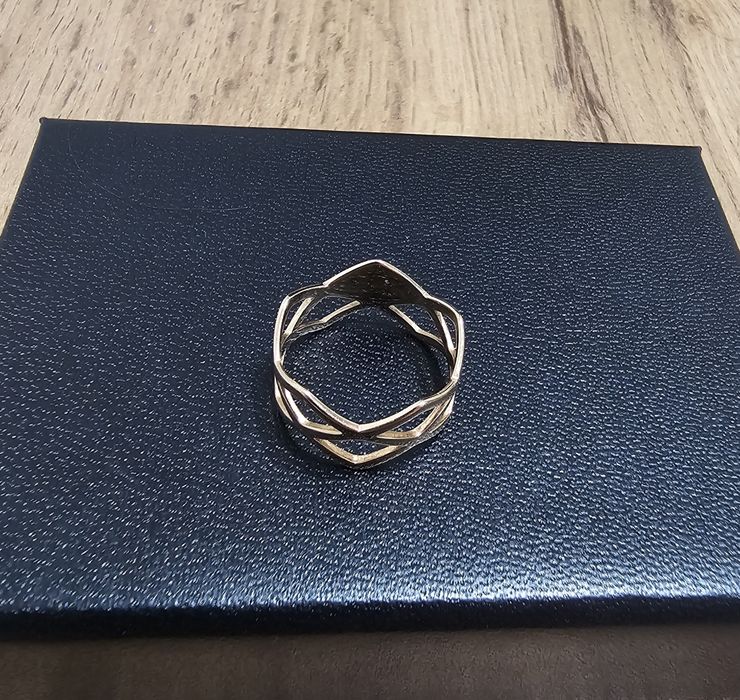 Золотое кольцо, 585, Россия