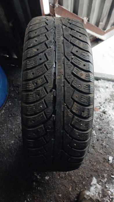 Продам Зимние шины R17