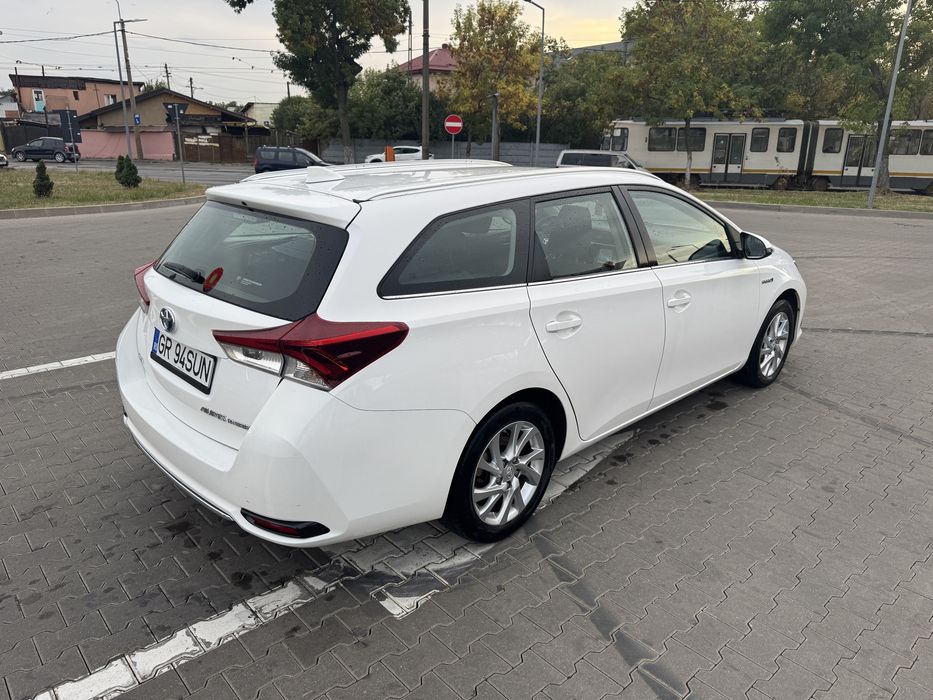 TOYOTA Auris 2015 — imagine 5