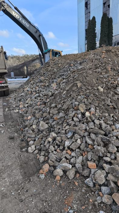 Beton spart,concasat pentru drum,umplutura, fundații case,o744,29,46,2