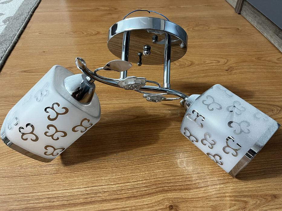 Продам люстру в хорошем состоянии