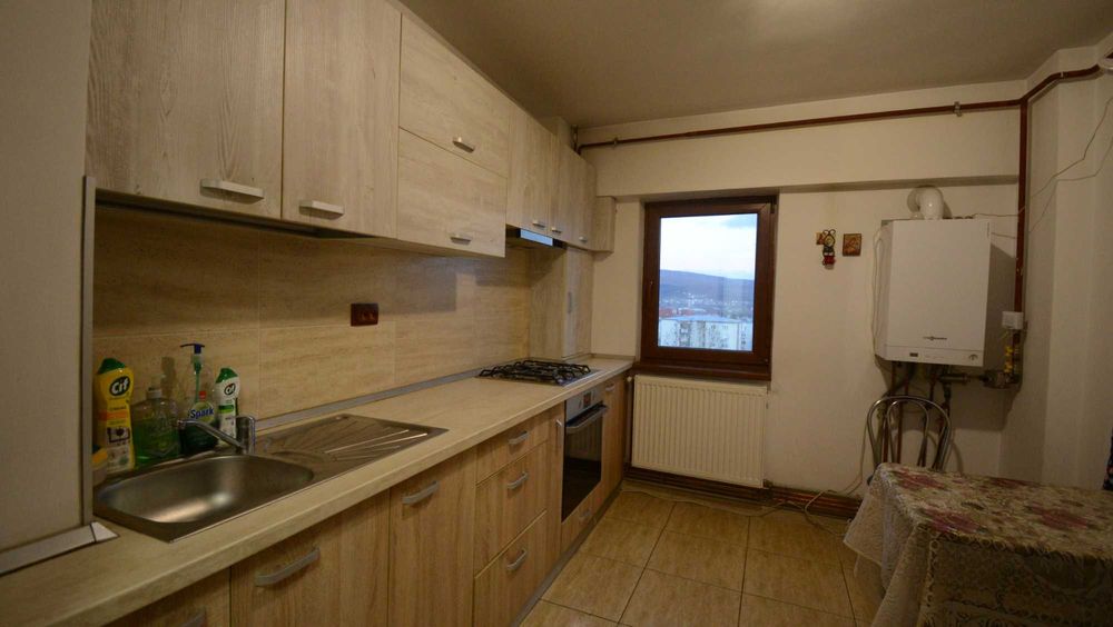 Apartament 2 camere, zona Nord, Catedrala Sf. Petru și Pavel, centrala proprie, propietar