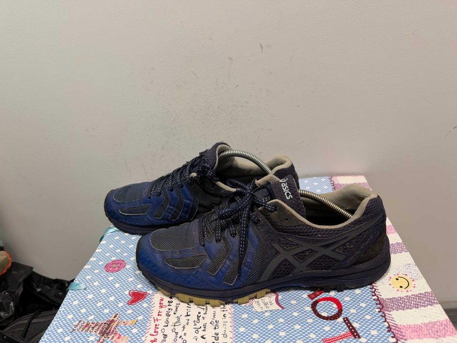 ASICS Gel Fujiattack 5''оригинални маратонки 45 номер