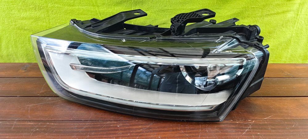 Фарове за Audi Q3 Xenon / Фар Ауди Кю3 Ксенон