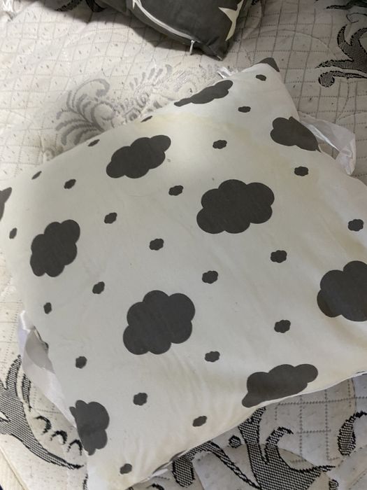 Продам бортики на детскую кроватку